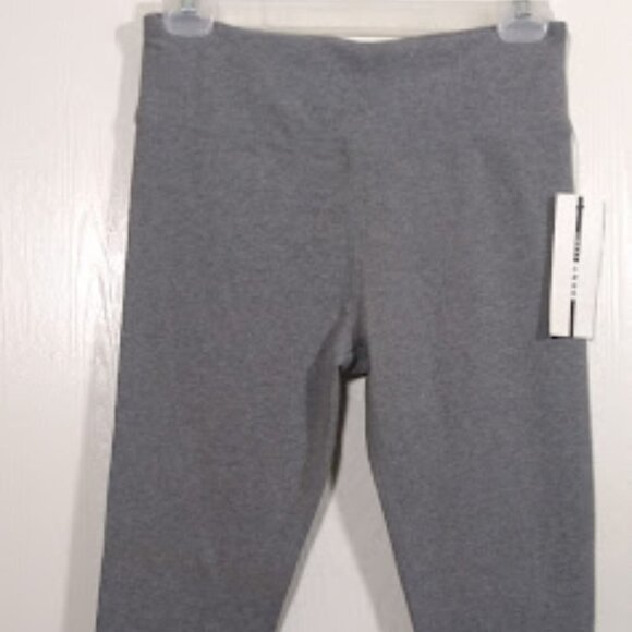 DKNY NWT High Rise Gray Reflective Compression Leggings Size: M - Picture 5 of 11